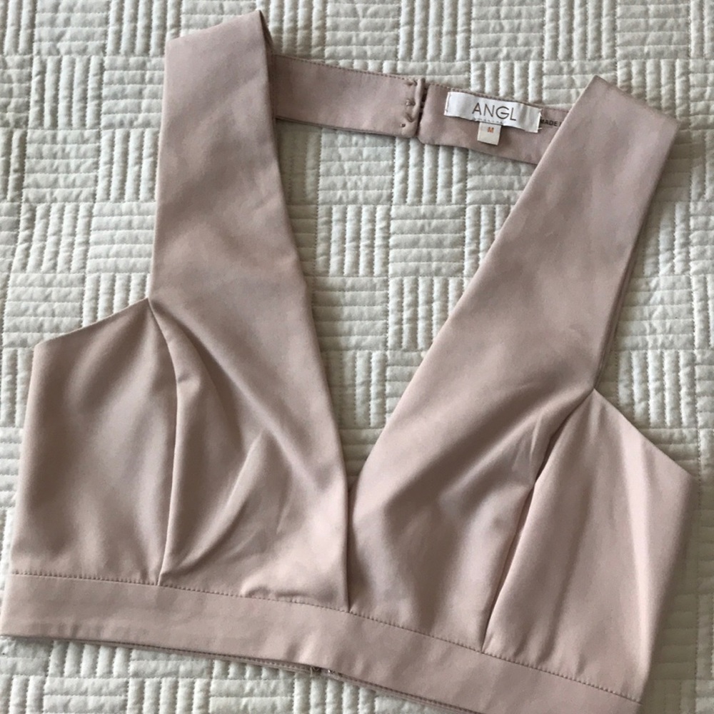 ANGL | crop top